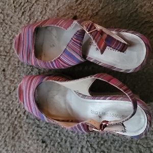 Pink stripe wedges